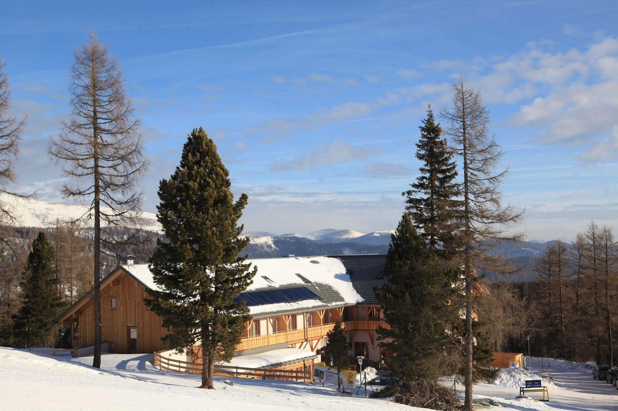 Jufa Hotel Hochrindl Exterior foto